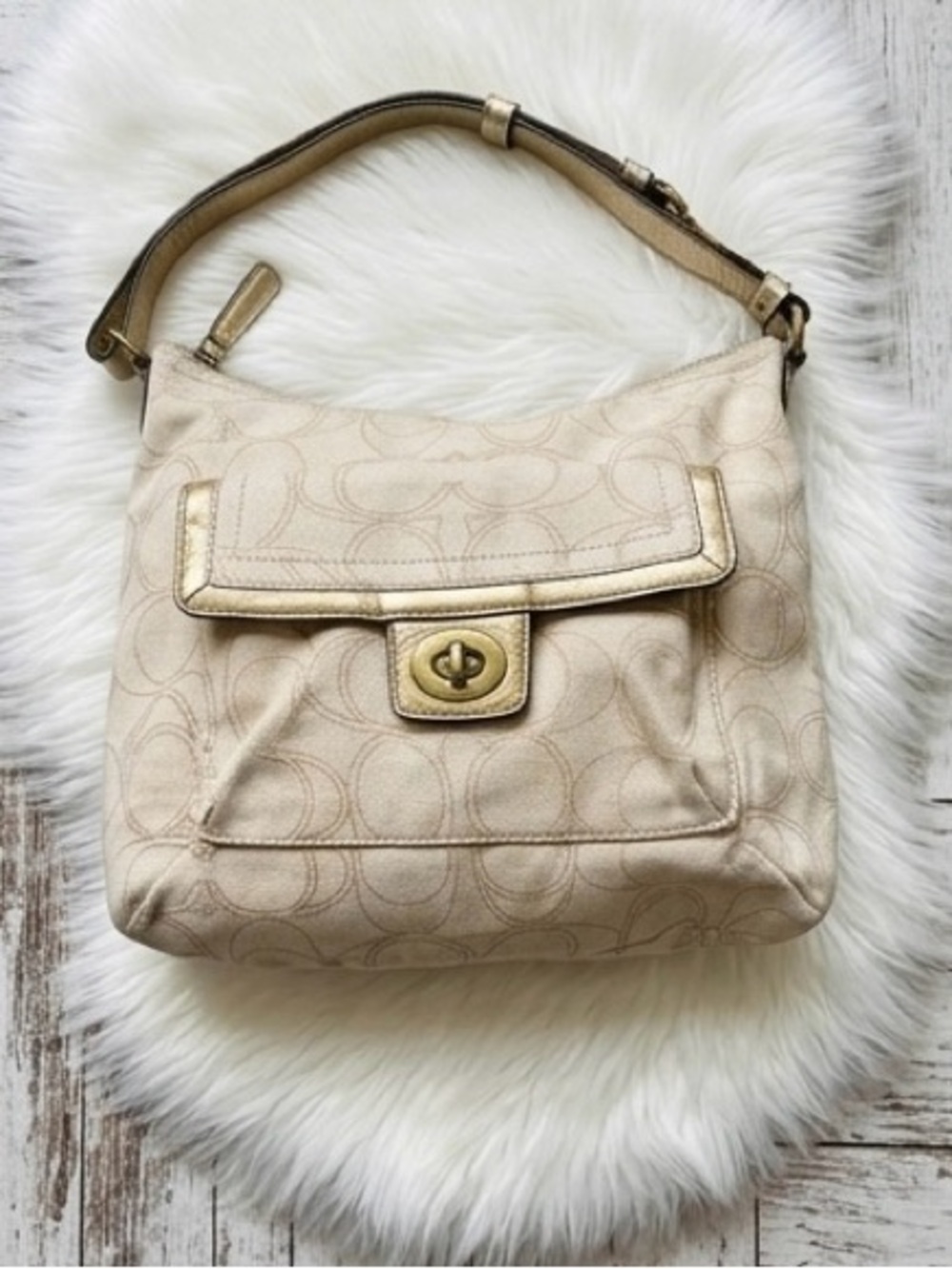 Coach Signature Turnlock Hobo Bag in Light Beige and Gold